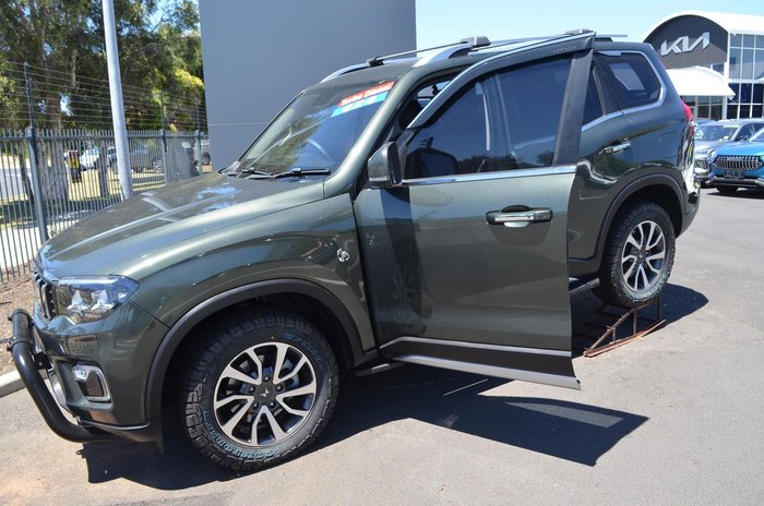 2023 Mahindra Scorpio Z8L