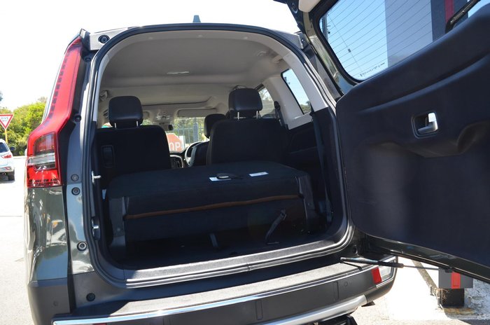 2023 Mahindra Scorpio Z8L