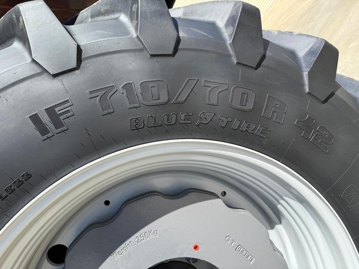 2021 Massey Ferguson 8732S Dyna-Vt