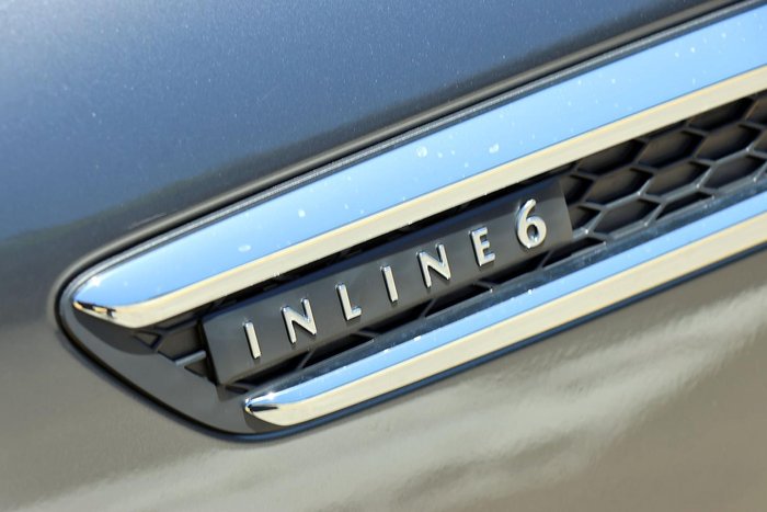 2025 Mazda CX-60 G40e Evolve