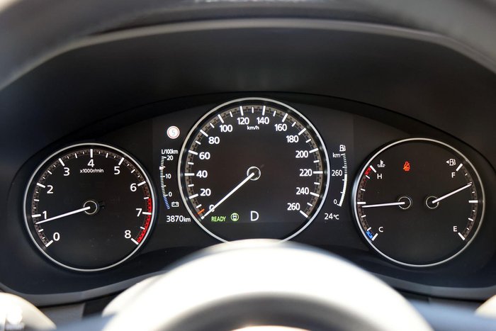 2025 Mazda CX-60 G40e Evolve