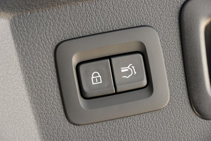 2025 Mazda CX-60 G40e Evolve