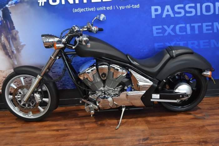 2011 Honda VT1300CX Black