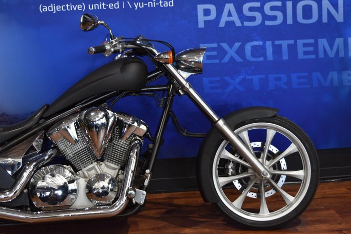 2011 Honda VT1300CX Black