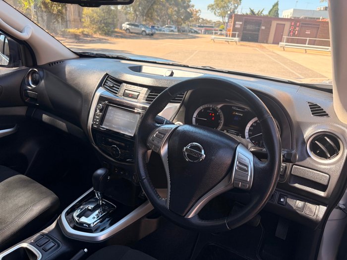 2018 Nissan Navara ST-X