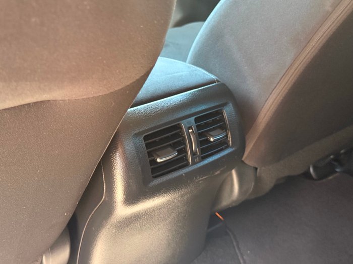 2018 Nissan Navara ST-X