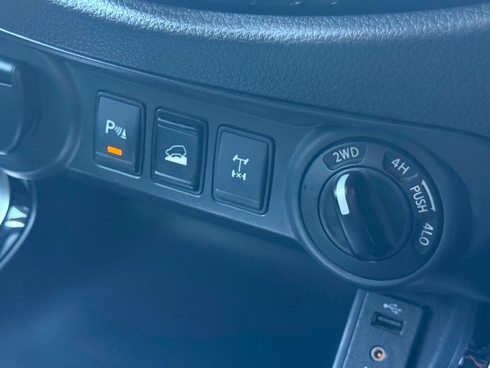 2018 Nissan Navara ST-X