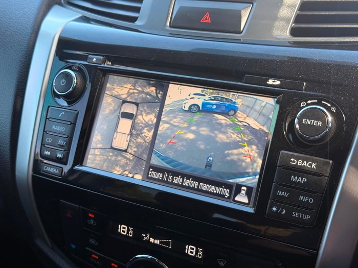 2018 Nissan Navara ST-X