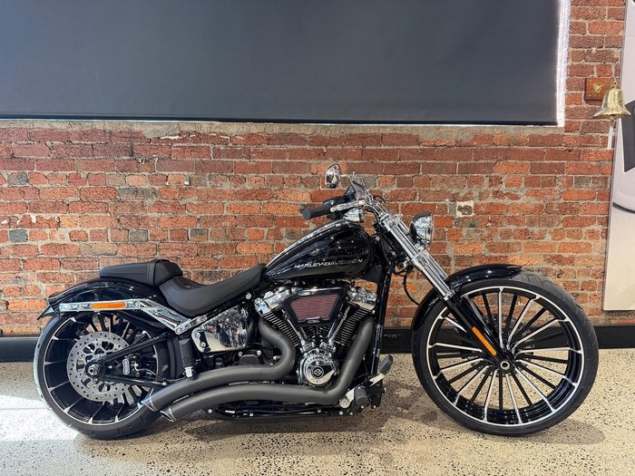 Harley-Davidson Breakout 117 (FXBR) Softail