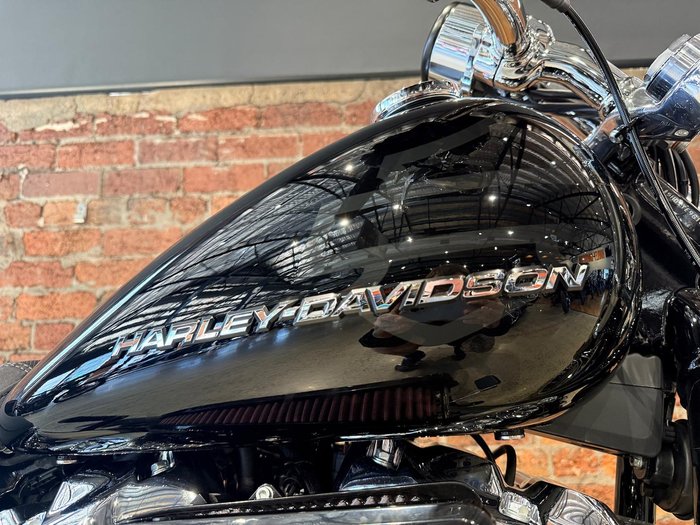 Harley-Davidson Breakout 117 (FXBR) Softail