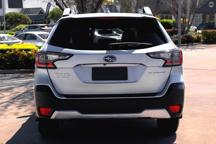 2025 Subaru Outback AWD Touring