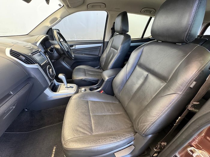 2015 Isuzu MU-X LS-T