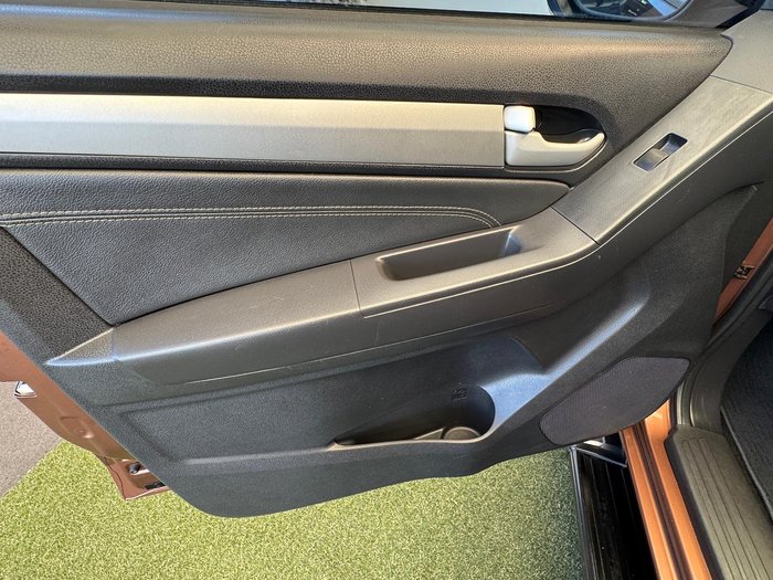 2015 Isuzu MU-X LS-T