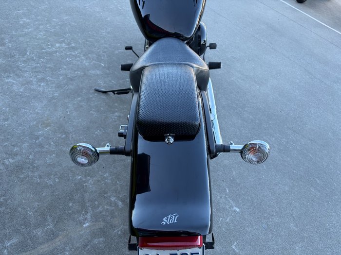 2018 Yamaha XVS650 V-STAR CUSTOM Black