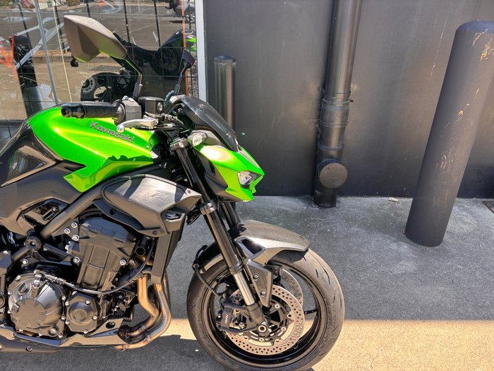2026 Kawasaki 2026 Kawasaki 900CC Z900 SUPERNAKED (ZR900STFNN) SPORTS GREEN