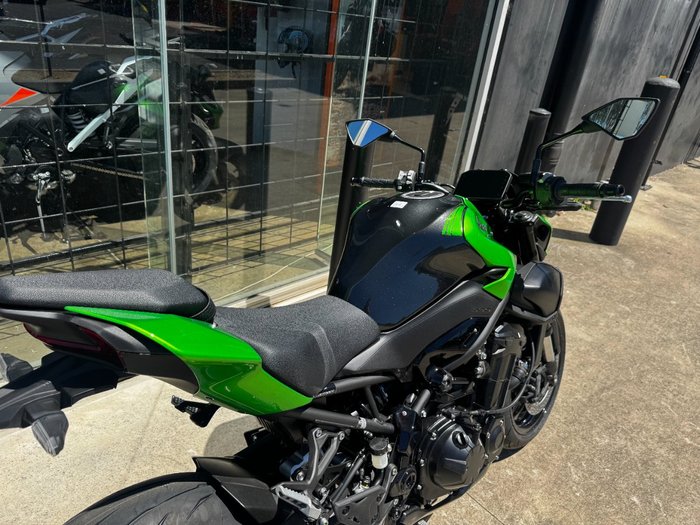 2026 Kawasaki 2026 Kawasaki 900CC Z900 SUPERNAKED (ZR900STFNN) SPORTS GREEN