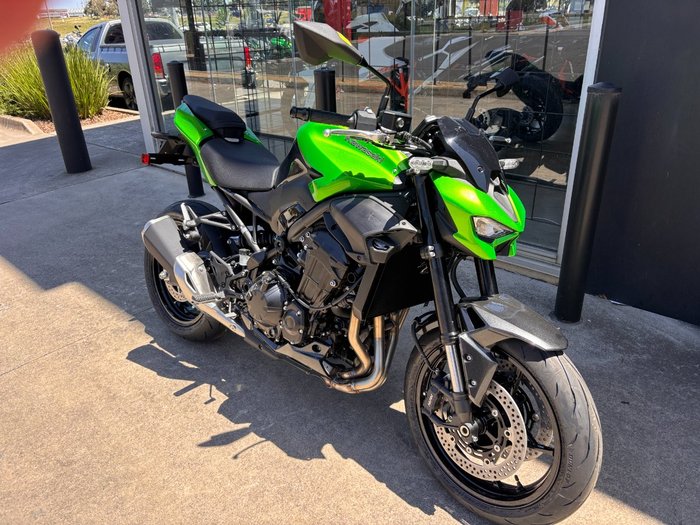 2026 Kawasaki 2026 Kawasaki 900CC Z900 SUPERNAKED (ZR900STFNN) SPORTS GREEN