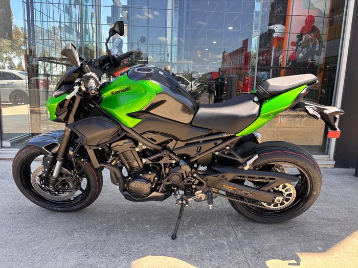 2026 Kawasaki 2026 Kawasaki 900CC Z900 SUPERNAKED (ZR900STFNN) SPORTS GREEN