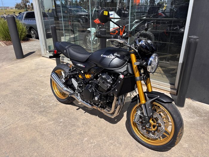 2025 Kawasaki 2025 Kawasaki 900CC Z900 RS SE BLACK