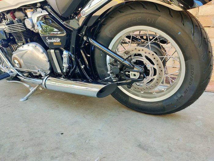 2026 TRIUMPH BONNEVILLE SPEEDMASTER ROAD RED