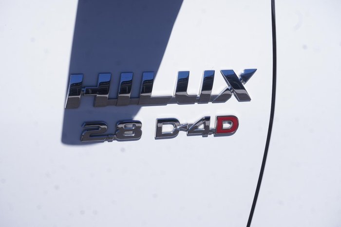 2022 Toyota Hilux SR5