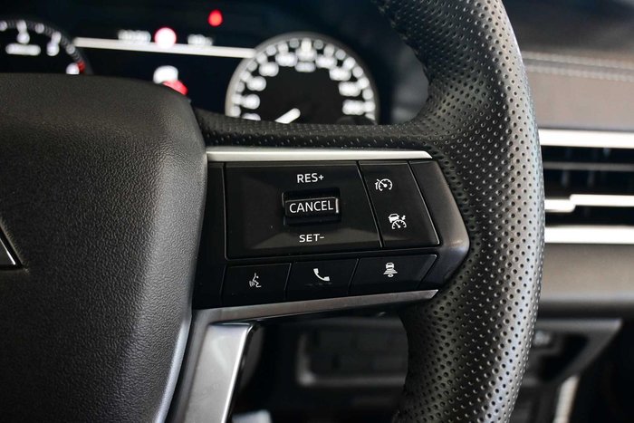 2025 Mitsubishi Outlander LS