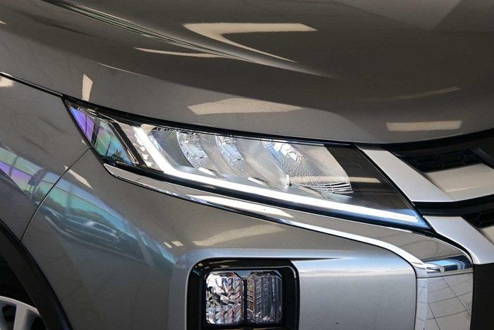 2025 Mitsubishi ASX LS