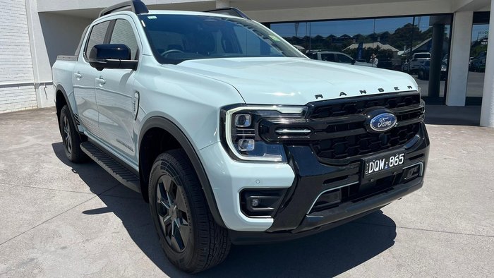 2025 Ford Ranger PHEV Stormtrak