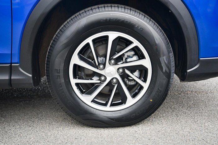 2023 Mitsubishi Eclipse Cross ES