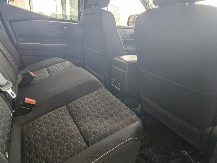 2025 Mitsubishi Triton GLX+