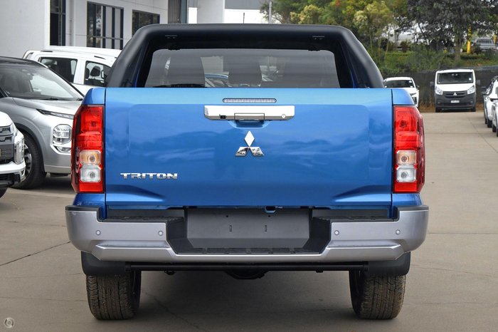 2025 Mitsubishi Triton GLX-R
