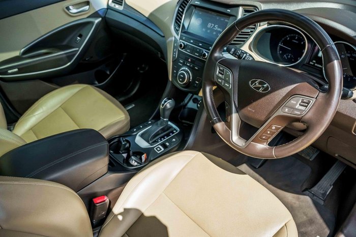 2017 Hyundai Santa Fe Highlander