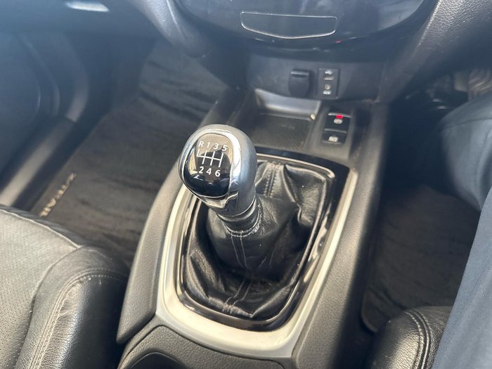 2019 Nissan X-TRAIL ST