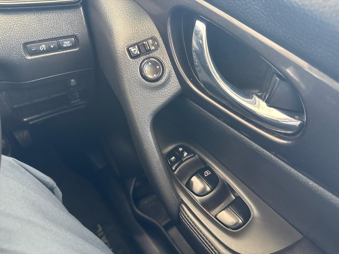 2019 Nissan X-TRAIL ST