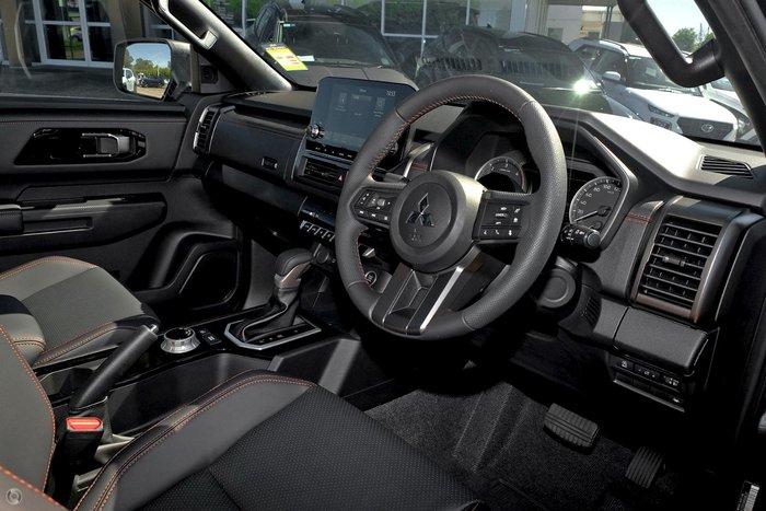 2025 Mitsubishi Triton GSR