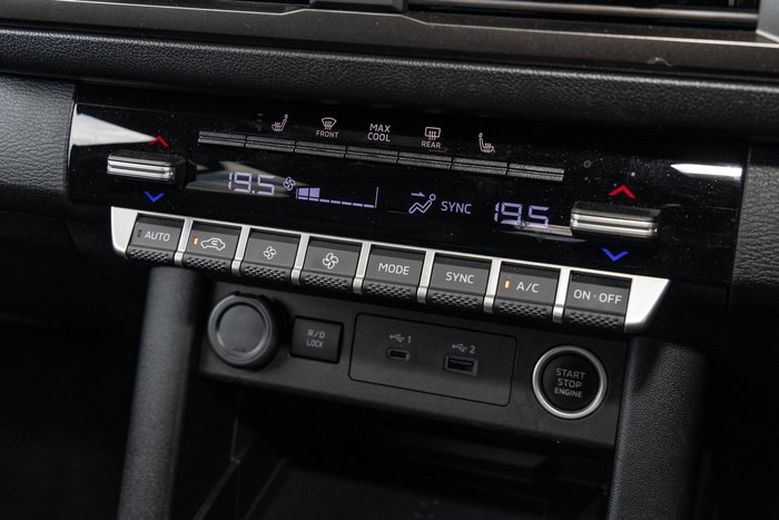 2025 Mitsubishi Triton GSR