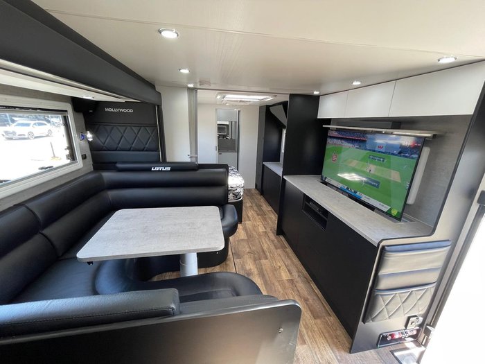 2022 Lotus Caravans Hollywood