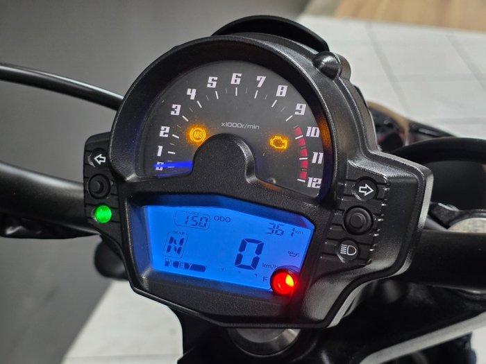 2025 Kawasaki VULCAN S Black