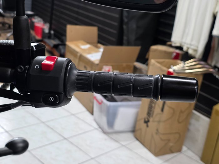 2025 Kawasaki VULCAN S Black