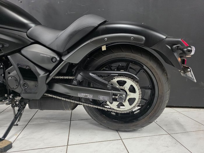 2025 Kawasaki VULCAN S Black