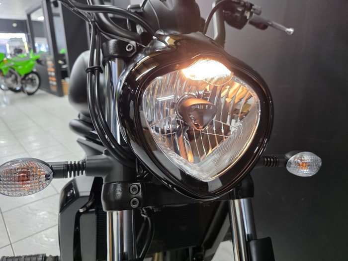 2025 Kawasaki VULCAN S Black