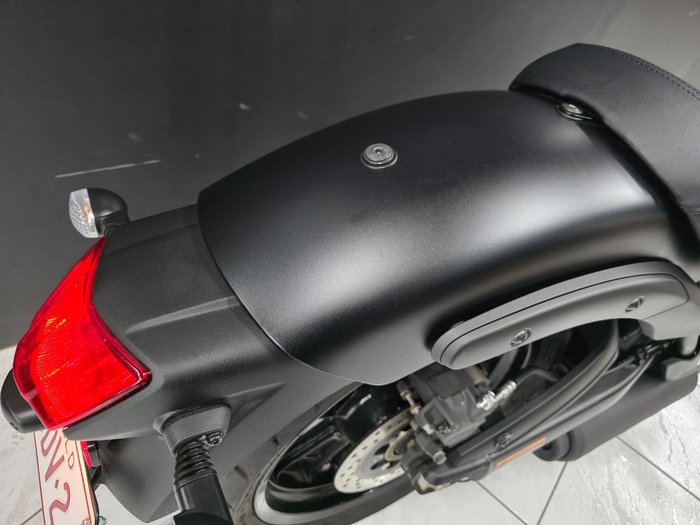 2025 Kawasaki VULCAN S Black