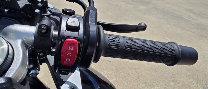 2025 CFMOTO 2025 CF MOTO 675CC 675SR-R ABS NEBULA WHITE