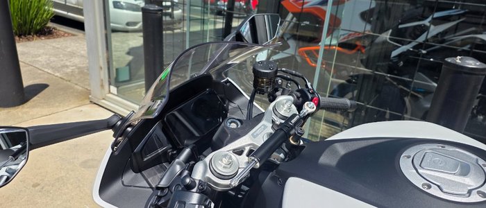 2025 CFMOTO 2025 CF MOTO 675CC 675SR-R ABS NEBULA WHITE