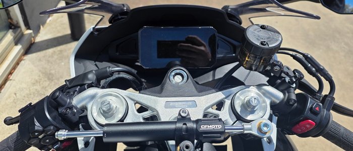 2025 CFMOTO 2025 CF MOTO 675CC 675SR-R ABS NEBULA WHITE