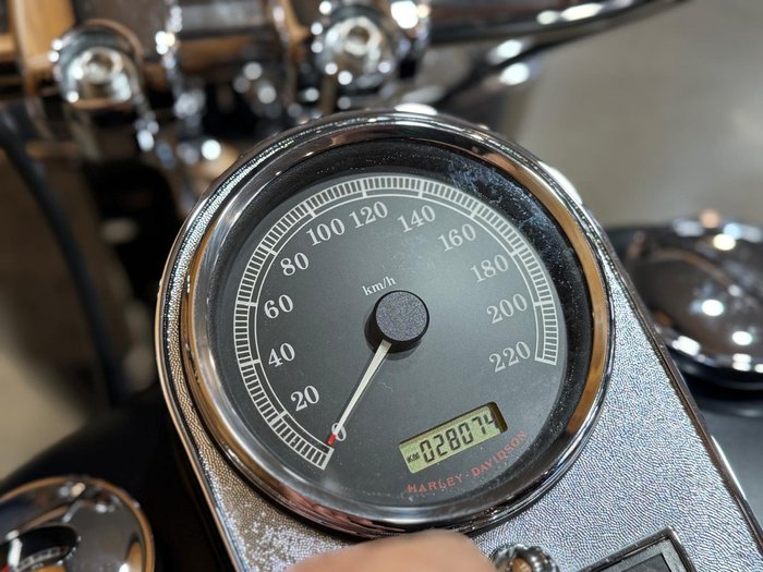 2009 Harley-davidson FLSTF FAT BOY Black