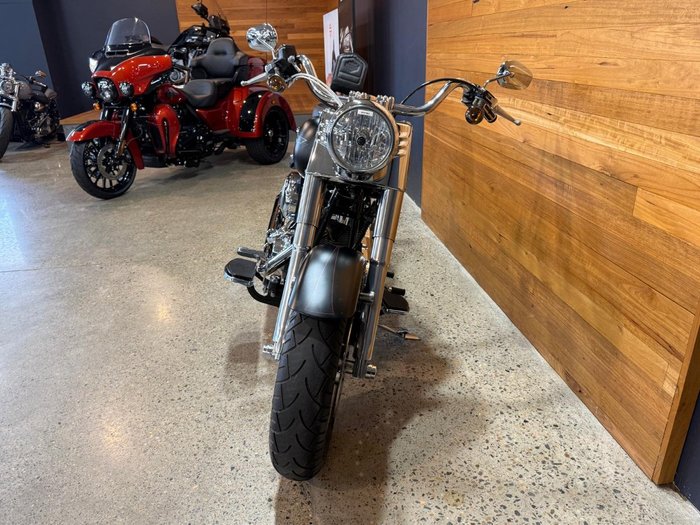 2009 Harley-davidson FLSTF FAT BOY Black