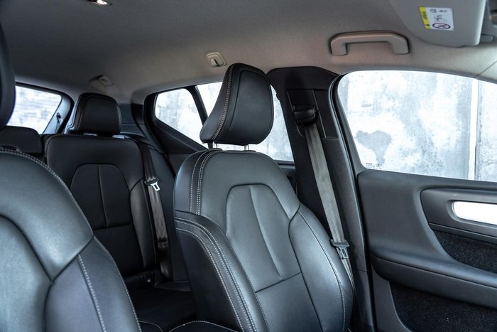 2019 Volvo XC40 T4 Momentum