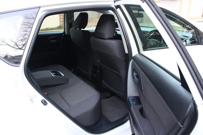 2017 Toyota Corolla Ascent ZRE182R Glacier White