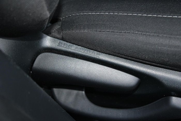 2017 Toyota Corolla Ascent ZRE182R Glacier White